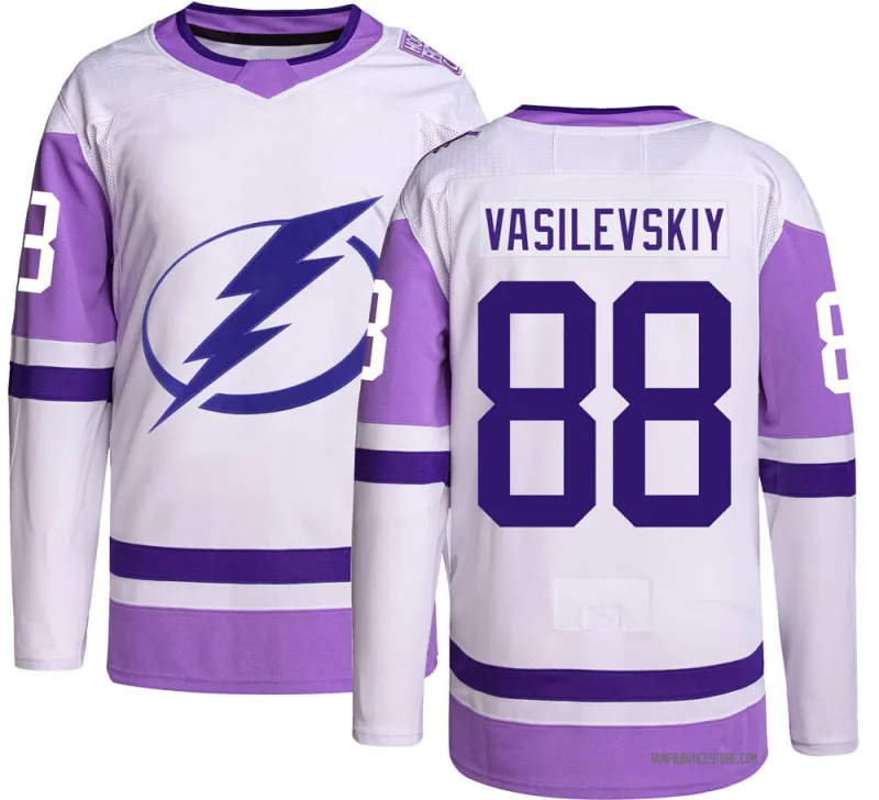 tampa bay lightning purple jersey